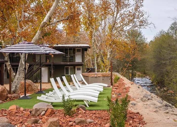 20 Creekside Retreat *
